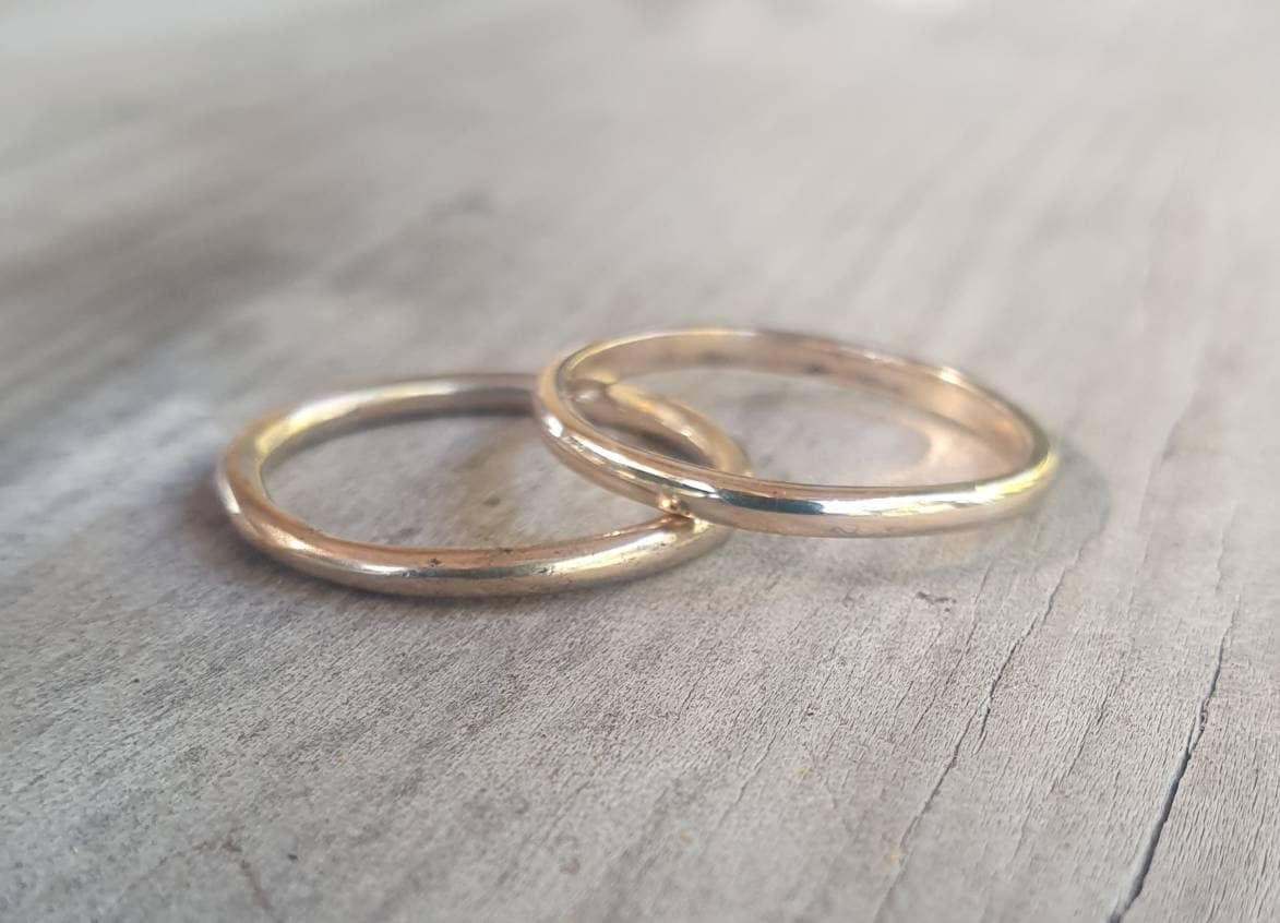 9k plain gold band,2mm stacker ring