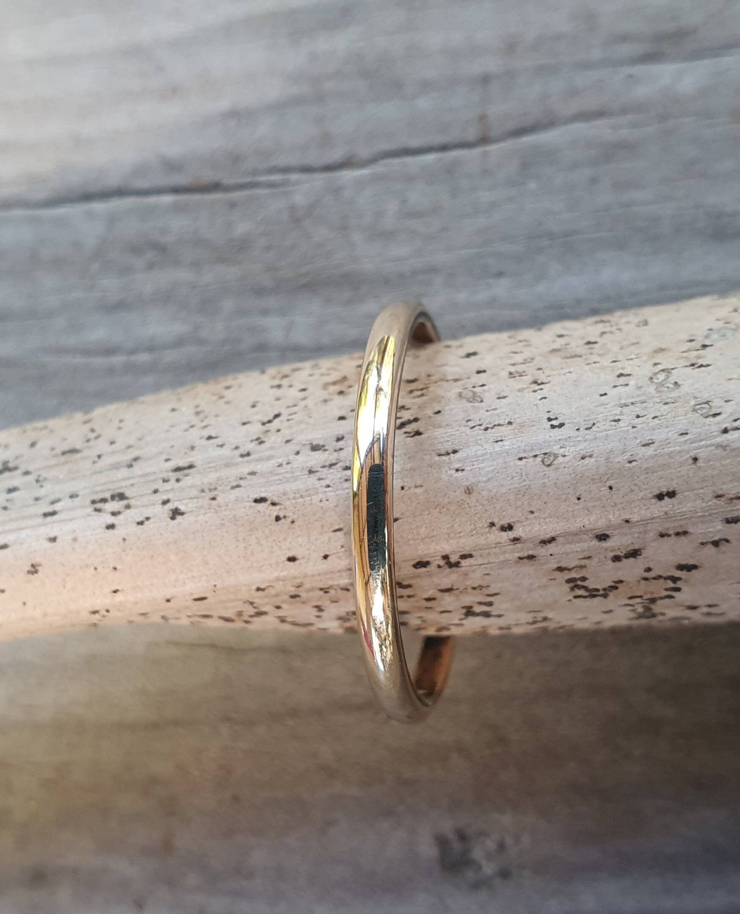 9k plain gold band,2mm stacker ring