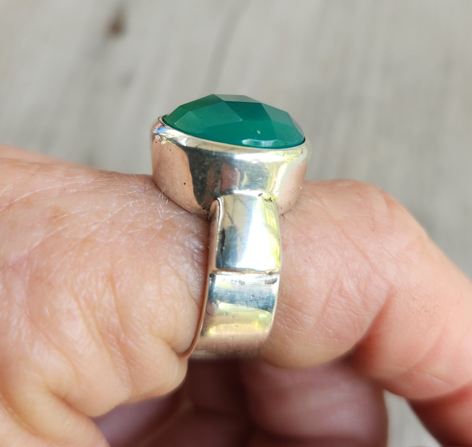 Green onyx ring,sterling silver,chunky ring,boho, large gemstone ring,handmade,cubic zirconia ring,modern