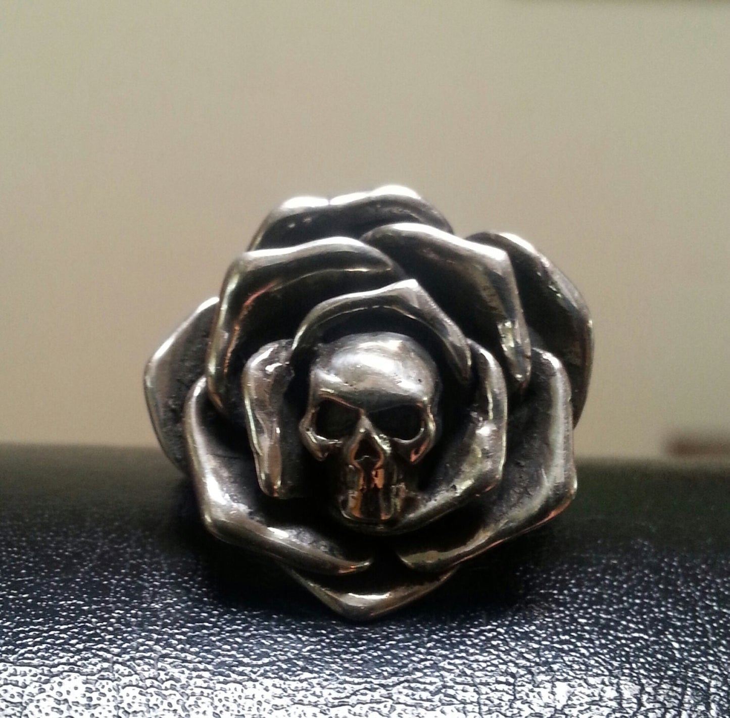 Skull rose ring,Cool ladies Skull,sterling silver,steampunk gothic,punk,