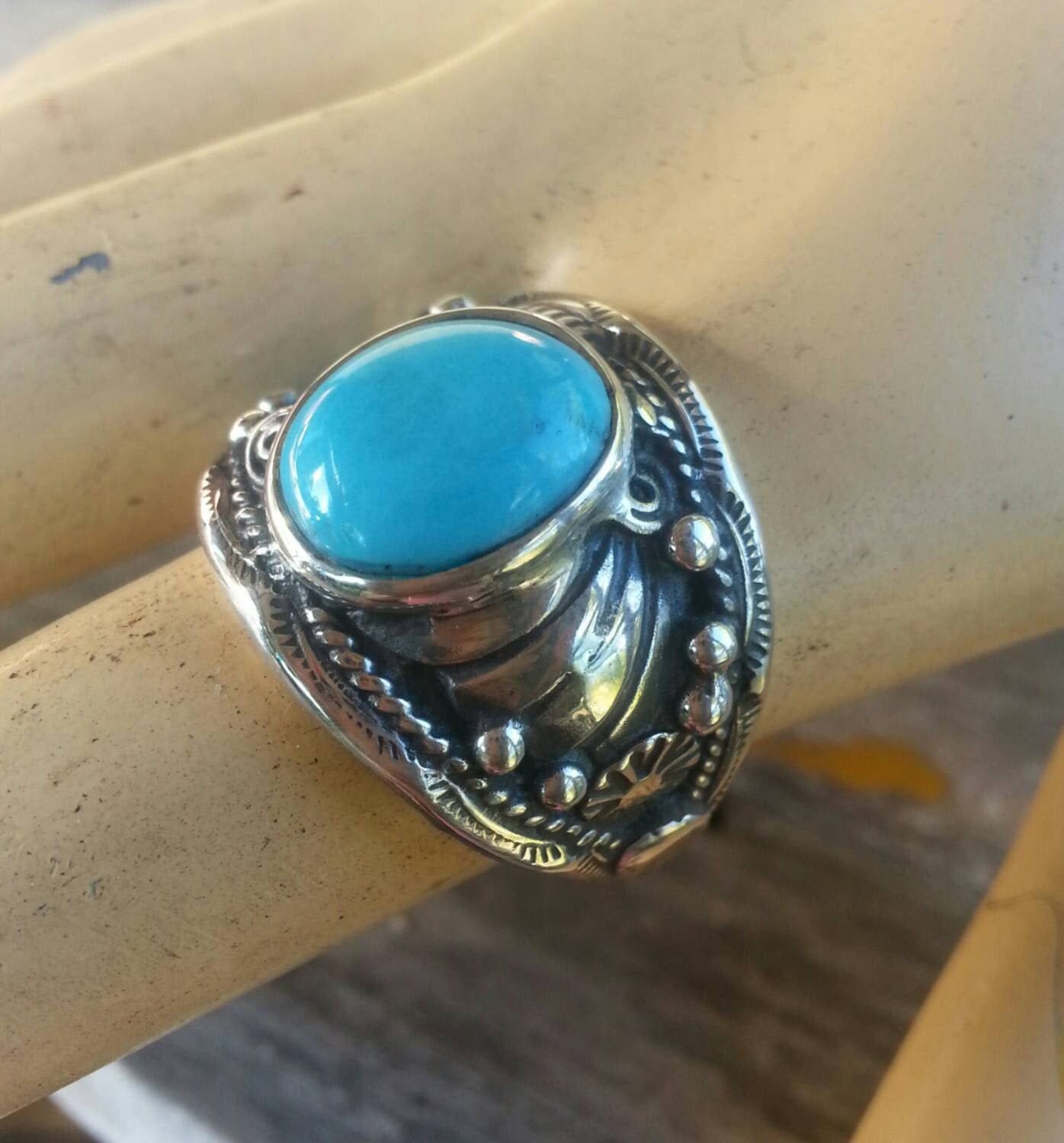 Onyx ring,sterling silver,unisex,Navajo Indian style,wedding ring,flat ring,new age,black stone ring,crystal,boho,tribal,leaf design,handmad