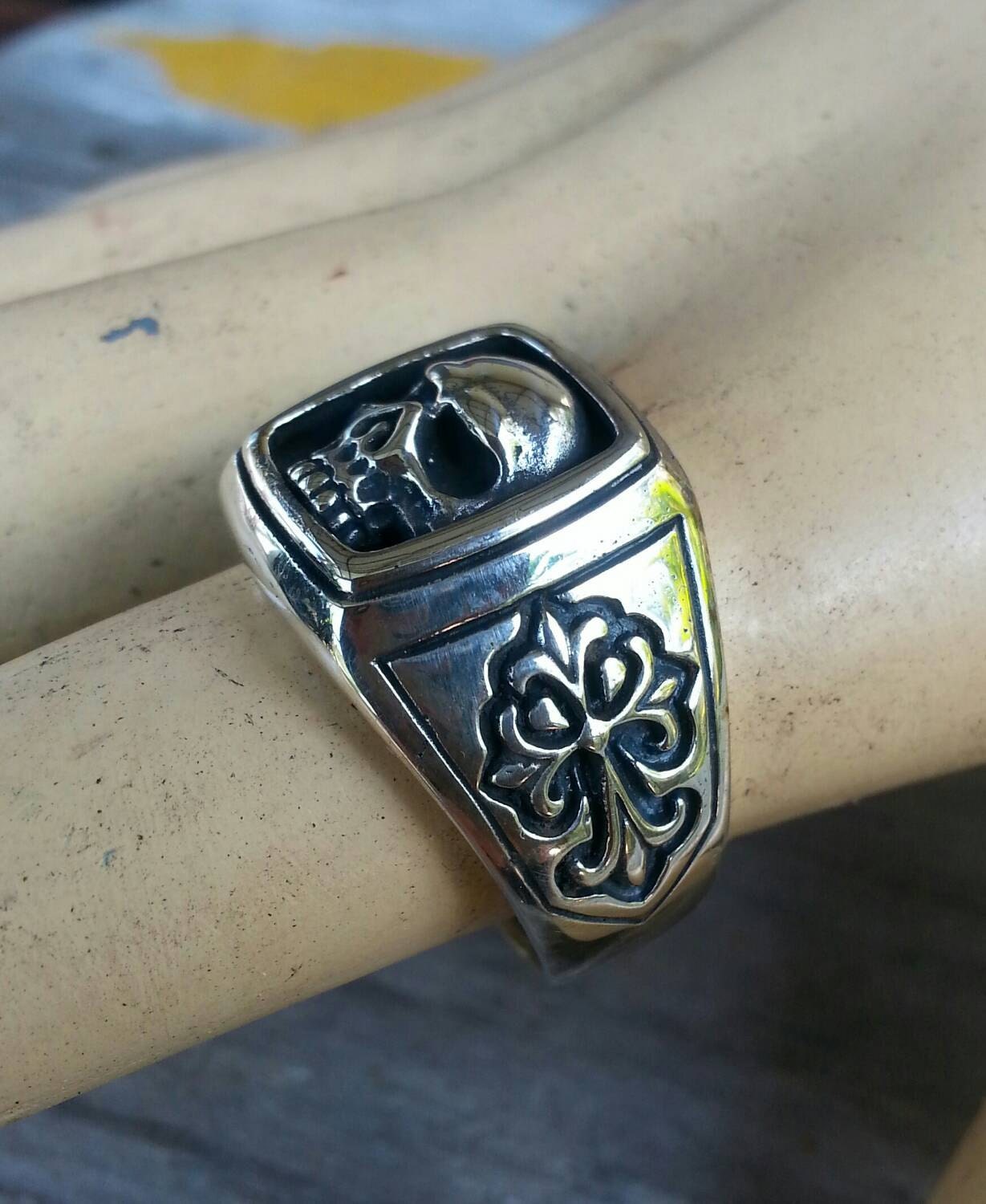 Skull,signet ring,sterling silver, cross,alternative,steampunk, gothic, punk ,pirate,hipster,man's fashion,hand made